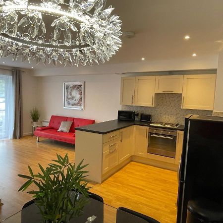 Moda Wigan - Stylish 2 Bed Apartment Central ウィガン エクステリア 写真